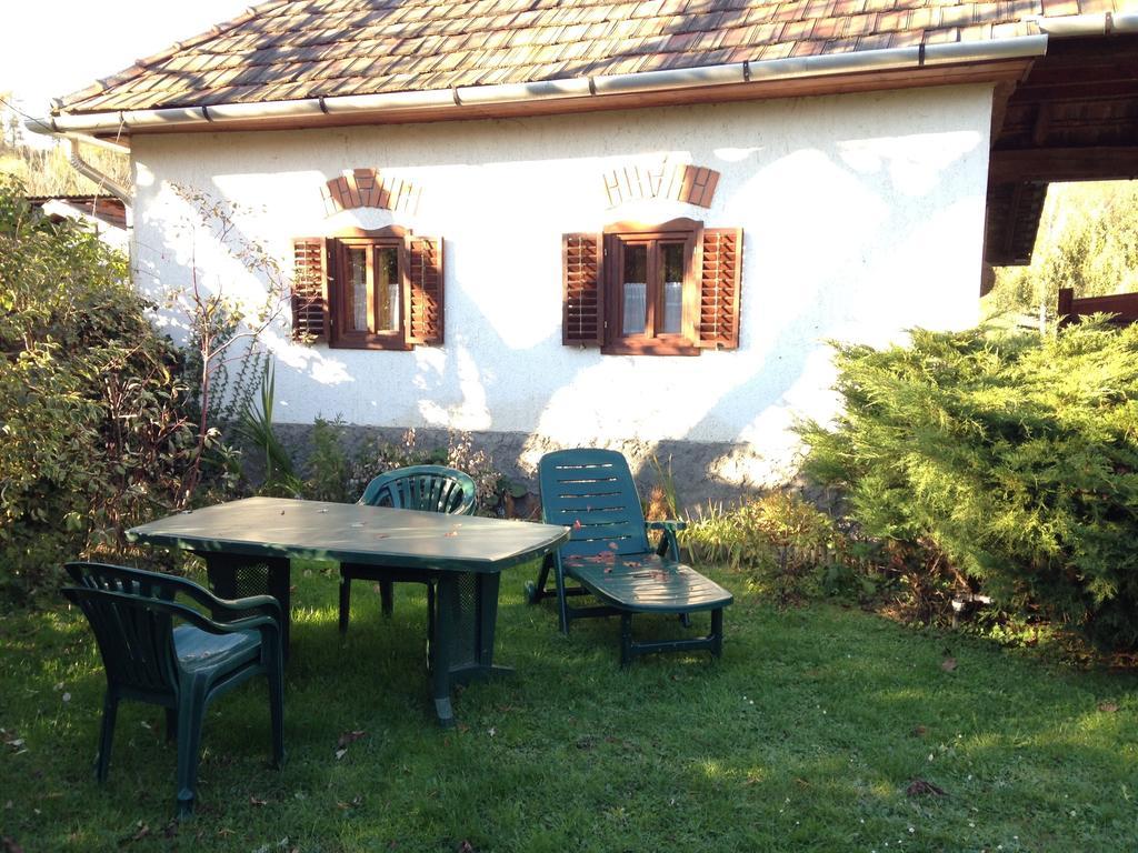 Hôtel Acs Kuria à Bodony Extérieur photo